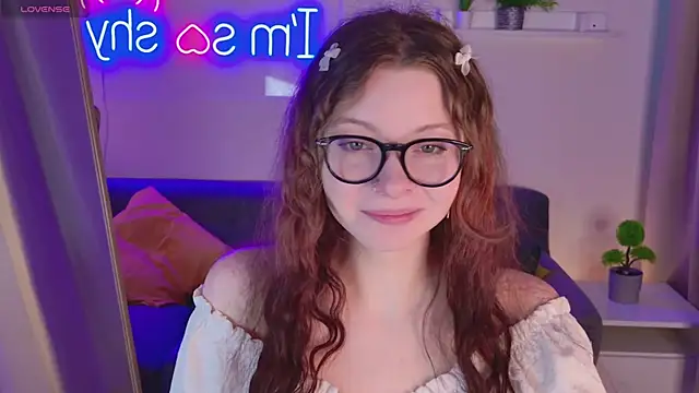 Snapshot of My_Mary_Jane chatting on 01-10-26, 12:51 My Mary Jane online show from 01-10-26, 12:51