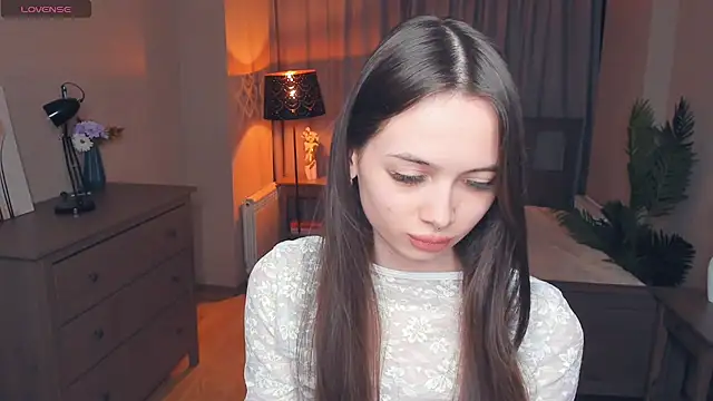 YvonneRobes online show from 02-15-26, 07:21