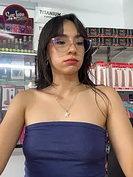 lunaluxury22 online show from 02-01-26, 03:21