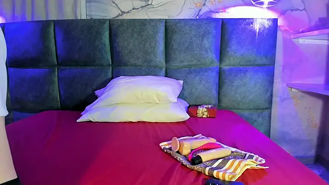 Victoria01  online show from 03-02-26, 03:09