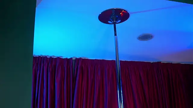 AstridVex online show from 01-11-26, 08:14