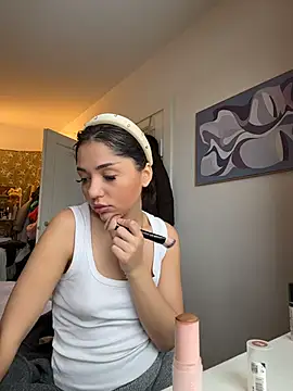 SilkyMira online show from 02-09-26, 10:19