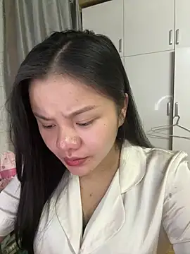 leo-kitty online show from 04-06-26, 02:51