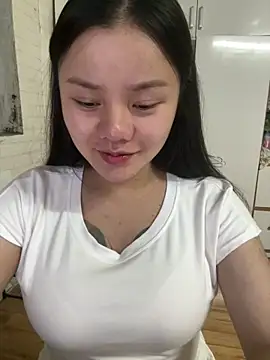 leo-kitty online show from 04-14-26, 02:56