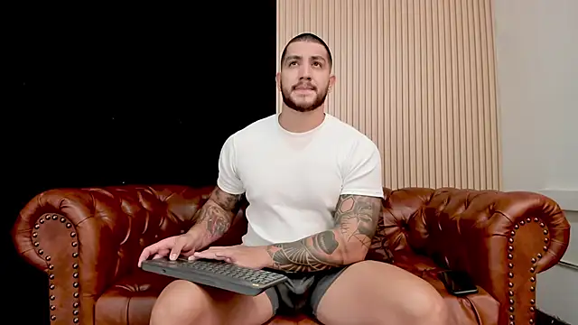 KyleNorth  online show from 04-06-26, 01:01