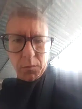 Snapshot of Mar81 chatting on 02-09-26, 01:04 Mar81 online show from 02-09-26, 01:04