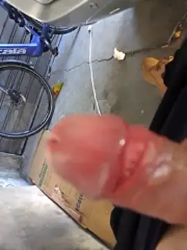 Snapshot of Mar81 chatting on 02-13-26, 01:29 Mar81 online show from 02-13-26, 01:29