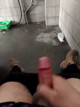 Snapshot of Mar81 chatting on 02-20-26, 10:16 Mar81 online show from 02-20-26, 10:16