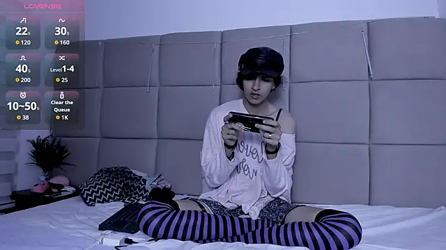 vannellope 96 online show from 02-24-26, 07:01