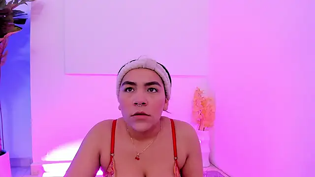 Sophie-dallas online show from 12-15-25, 12:53