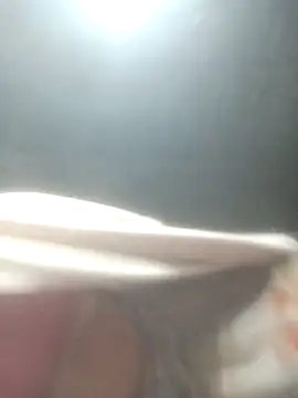 Snapshot of Pinki_rajak chatting on 12-22-25, 04:37 Pinki rajak online show from 12-22-25, 04:37