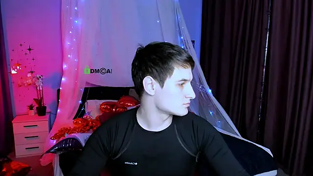 beauty liam online show from 02-15-26, 08:49