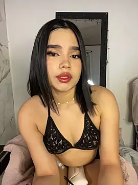 karii   online show from 12-15-25, 09:08