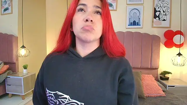 Snapshot of Celestee15_ chatting on 03-18-26, 11:35 Celestee15 online show from 03-18-26, 11:35