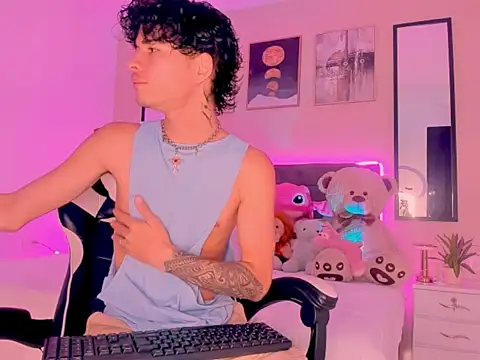 Snapshot of back_thomson chatting on 02-25-26, 09:13 back thomson online show from 02-25-26, 09:13