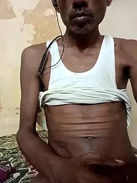 Snapshot of Akash32y chatting on 12-17-25, 08:37 Akash32y online show from 12-17-25, 08:37