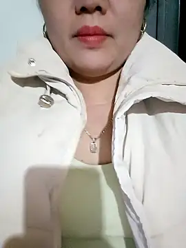 Snapshot of Dianna68 chatting on 01-09-26, 11:02 Dianna68 online show from 01-09-26, 11:02