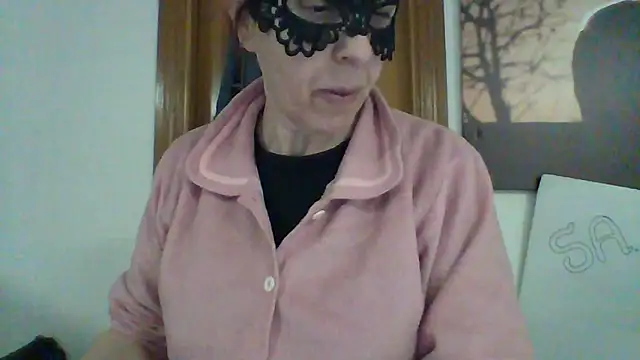 Lunamaya7 online show from 12-21-25, 07:21