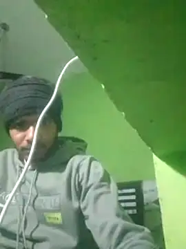 Snapshot of cutee_bhabhi12 chatting on 12-16-25, 12:21 cutee bhabhi12 online show from 12-16-25, 12:21