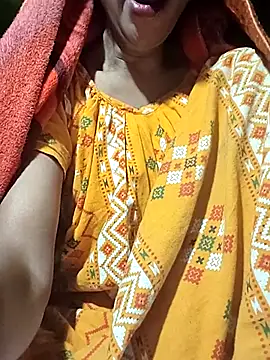 Sweet-rumi online show from 12-17-25, 01:55