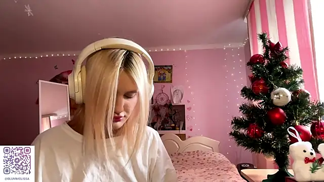 MelisaBloomy online show from 12-15-25, 09:46