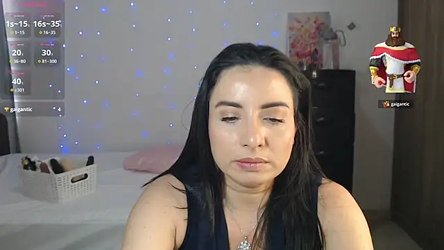 Snapshot of Karlinlive chatting on 12-19-25, 12:56 Karlinlive online show from 12-19-25, 12:56