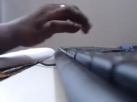 Snapshot of Da_Silva_Silva chatting on 12-16-25, 08:30 Da Silva Silva online show from 12-16-25, 08:30