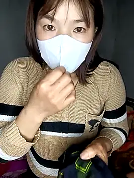 Snapshot of May-Ne chatting on 01-17-26, 01:49 May-Ne online show from 01-17-26, 01:49