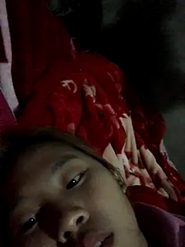 Snapshot of lamcora chatting on 12-15-25, 12:42 lamcora online show from 12-15-25, 12:42