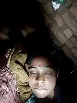 Snapshot of Rinki_malhotra chatting on 01-10-26, 03:03 Rinki malhotra online show from 01-10-26, 03:03