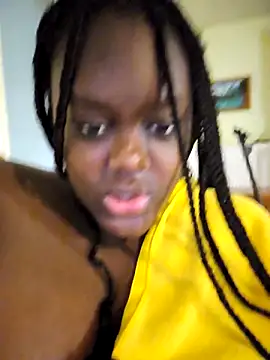 Snapshot of Mralitty chatting on 12-15-25, 10:52 Mralitty online show from 12-15-25, 10:52