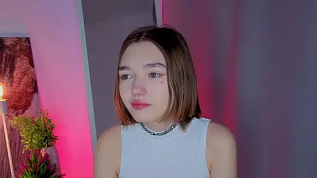 Snapshot of Leyla_crsh chatting on 02-02-26, 05:17 Leyla crsh online show from 02-02-26, 05:17