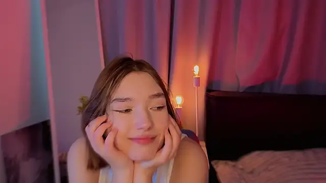 Snapshot of Leyla_crsh chatting on 02-28-26, 05:19 Leyla crsh online show from 02-28-26, 05:19