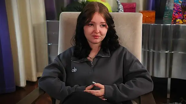 LucilaKeitel online show from 12-17-25, 03:45