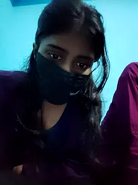 Snapshot of Aaradhya-Rani chatting on 12-18-25, 08:26 Aaradhya-Rani online show from 12-18-25, 08:26