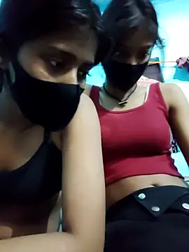 Snapshot of Aaradhya-Rani chatting on 02-06-26, 08:07 Aaradhya-Rani online show from 02-06-26, 08:07