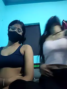 Snapshot of Aaradhya-Rani chatting on 03-02-26, 06:48 Aaradhya-Rani online show from 03-02-26, 06:48