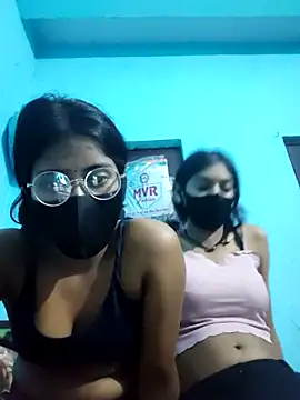 Snapshot of Aaradhya-Rani chatting on 03-06-26, 04:58 Aaradhya-Rani online show from 03-06-26, 04:58