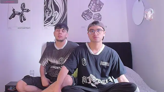 Snapshot of charlie_dicker chatting on 12-16-25, 04:56 charlie dicker online show from 12-16-25, 04:56