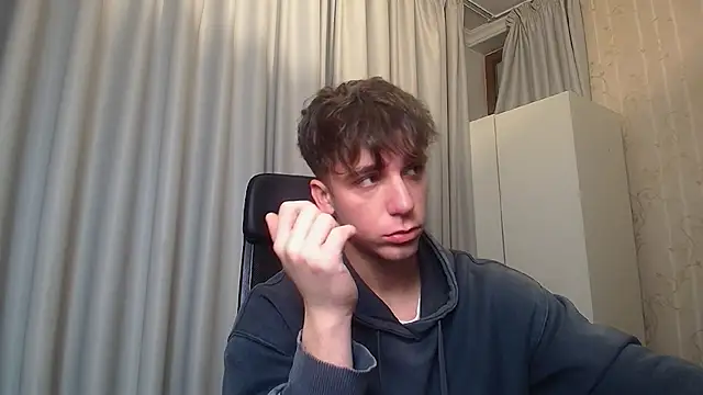 Snapshot of KellenWest chatting on 02-01-26, 05:17 KellenWest online show from 02-01-26, 05:17