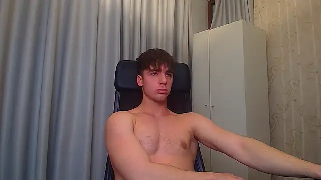 Snapshot of KellenWest chatting on 02-05-26, 05:01 KellenWest online show from 02-05-26, 05:01