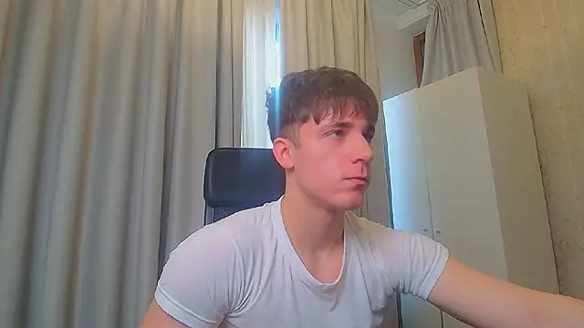 Snapshot of KellenWest chatting on 03-05-26, 10:55 KellenWest online show from 03-05-26, 10:55