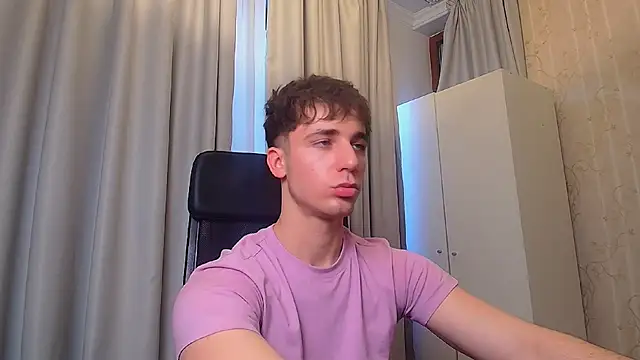 Snapshot of KellenWest chatting on 03-11-26, 11:05 KellenWest online show from 03-11-26, 11:05