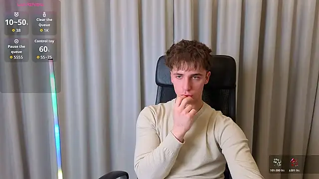 Snapshot of KellenWest chatting on 03-19-26, 11:03 KellenWest online show from 03-19-26, 11:03