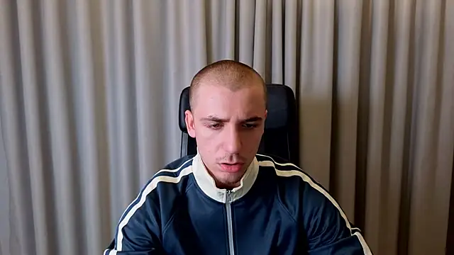 Snapshot of KellenWest chatting on 04-02-26, 04:10 KellenWest online show from 04-02-26, 04:10