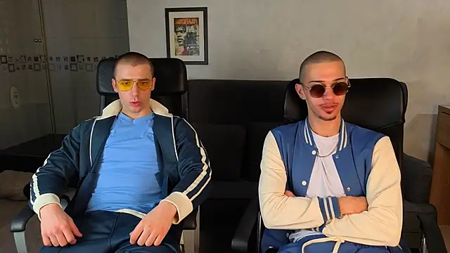 Snapshot of KellenWest chatting on 04-10-26, 04:17 KellenWest online show from 04-10-26, 04:17