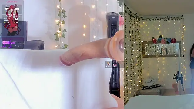 Sweet  Little   online show from 01-12-26, 01:22