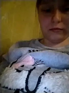 Snapshot of LusaF chatting on 12-16-25, 07:30 LusaF online show from 12-16-25, 07:30