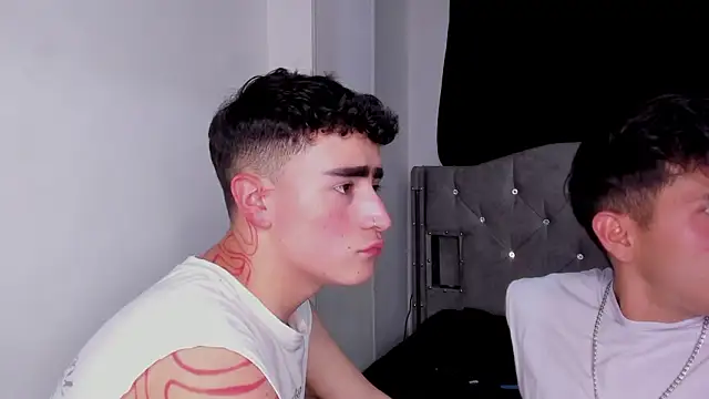 naughtysalomon   online show from 03-01-26, 12:45