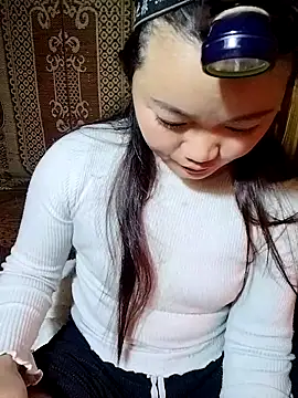 miluxa online show from 12-17-25, 02:06